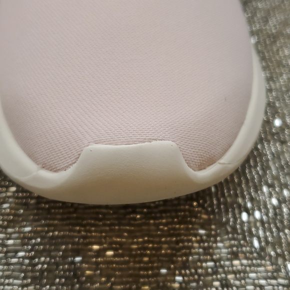 SOLD! ADIDAS Pink Tubular Defiant Shoes - Size 11 - Picture 3 of 11